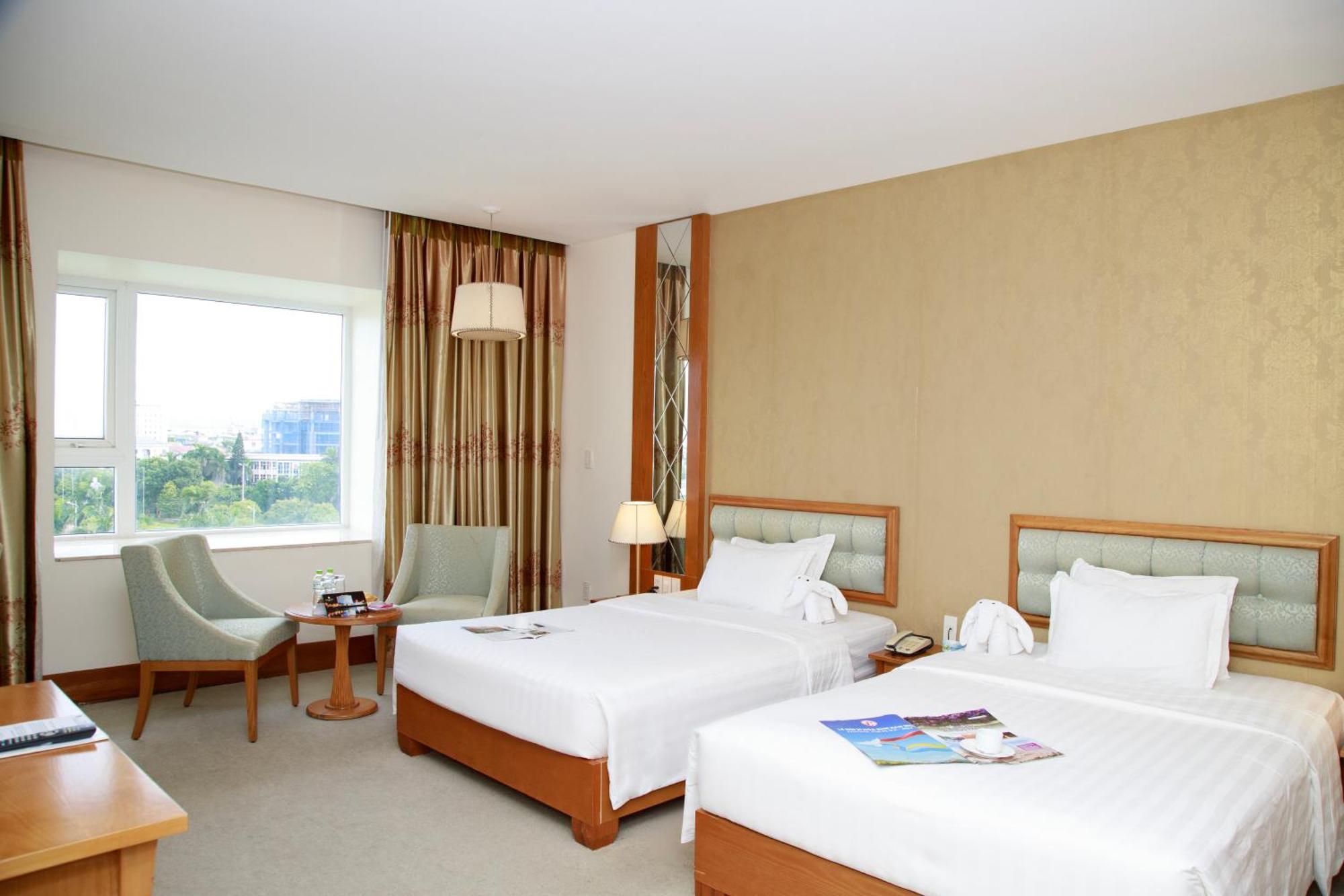 Sai Gon Dong Ha Hotel - A Member Of Saigontourist Group Quang Tri Exterior photo